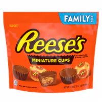 REESE'S Miniatures Milk Chocolate Peanut Butter Cups Candy Family Pack 17.6 oz