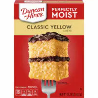 Duncan Hines Classic Yellow Cake Mix 15.25 oz