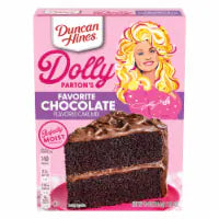 Duncan Hines® Dolly Parton's Favorite Chocolate Flavored Cake Mix 18 oz